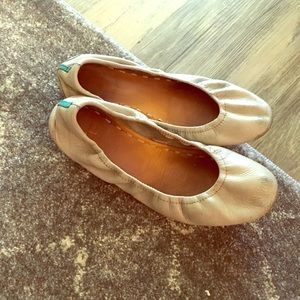 Feather Gray Tieks
